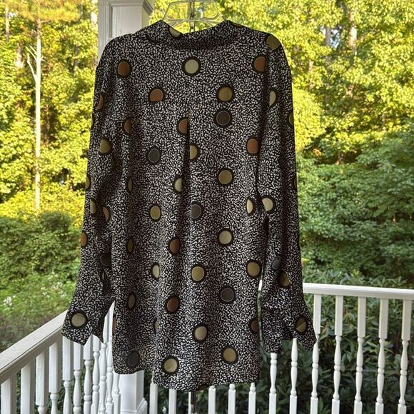 NIC+ZOE Button Down Shirt - Black and Orange Polka Dots - Picture 10 of 10